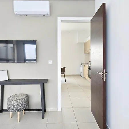 Phaedrus Living Ledras Residences 203 Никосия